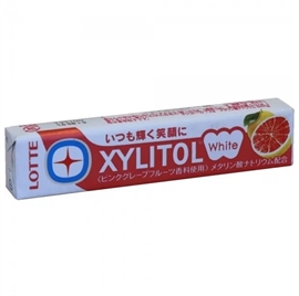 Lotte Xylitol White Жевательная резинка розовый грейпфрут 21г 205385